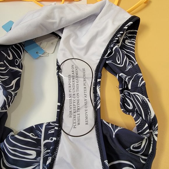 Cupshe Women's Leaves Print Two Piece Bikini Swimsuit Set V Neck Lace Up size M - Picture 15 of 15